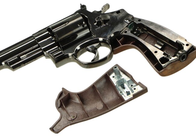 Revolver M29 8 3/8 Zoll CO2 6mm, hochglanzbrüniert